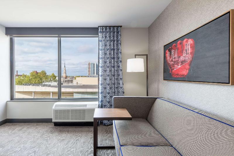 Стандартный Номер Кровать Кинг, Hampton Inn & Suites Fort Wayne Downtown