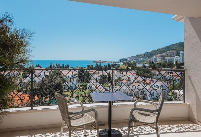 اتاق استاندارد با چشم‌انداز دریا, Iberostar Waves Slavija