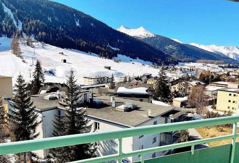 标准间带阳台, Bernina Bed And Breakfast