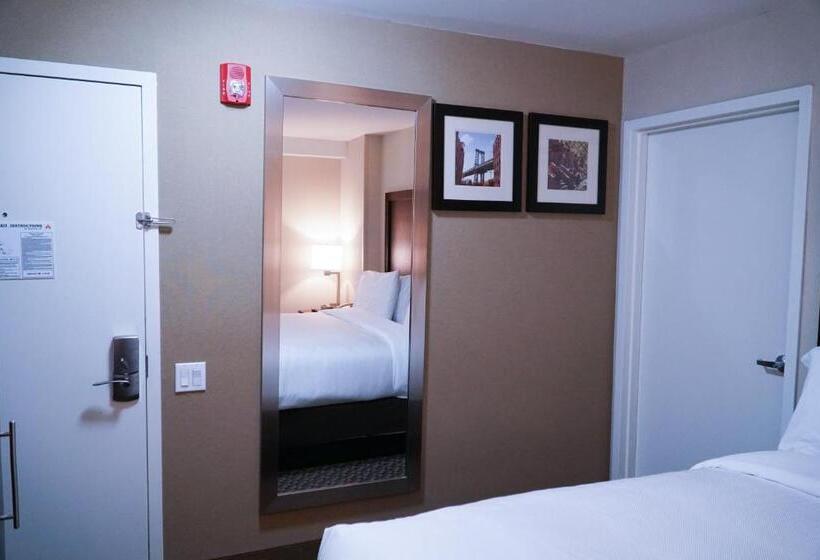 Quarto Estandar Cama King, Mint Jfk Airport