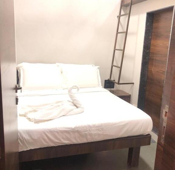 Номер Deluxe, Rooms Dadar Near Station