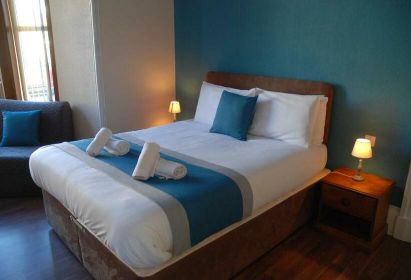 Семейный Номер, The Coo's Guest House