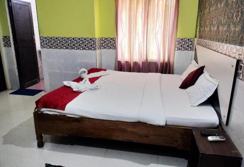 Номер Deluxe Кровать Кинг, Beach Heaven Puri   Near Golden Beach & Temple By Morservices