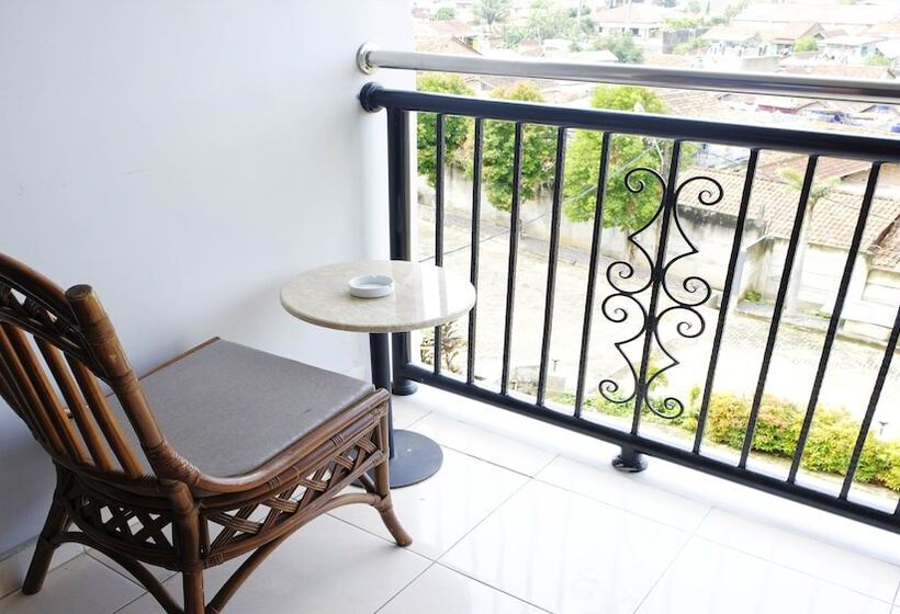 디럭스 룸, Kuraya Residence Lampung