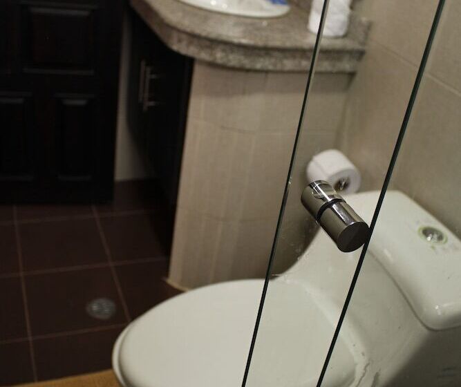 اتاق استاندارد سه نفره, Air Suites Hotel Boutique