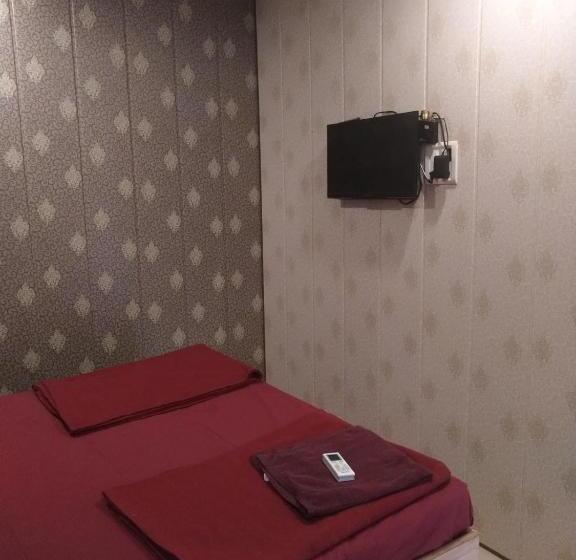 Quarto Economy, Sayeban