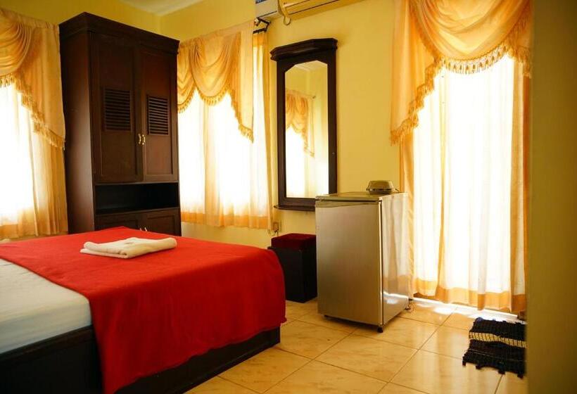 스위트 킹사이즈 침대, Vrindavan Suites Guruvayur