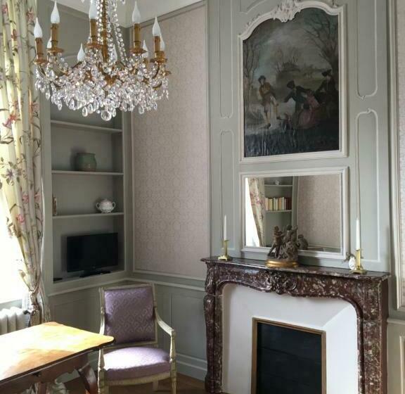 Quarto Deluxe, Entre Cour Et Jardin