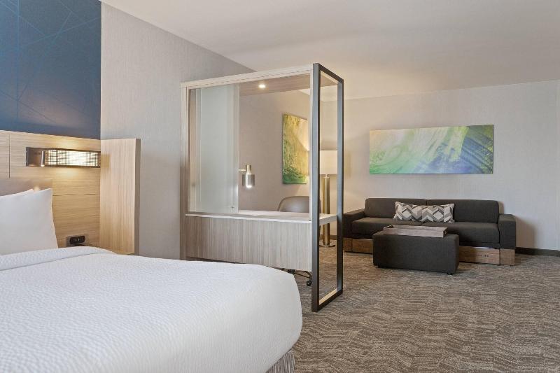 스위트 킹사이즈 침대, Springhill Suites By Marriott Ocala