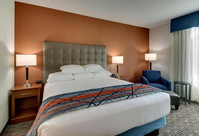 Номер Deluxe Кровать Кинг, Drury Inn & Suites Knoxville West