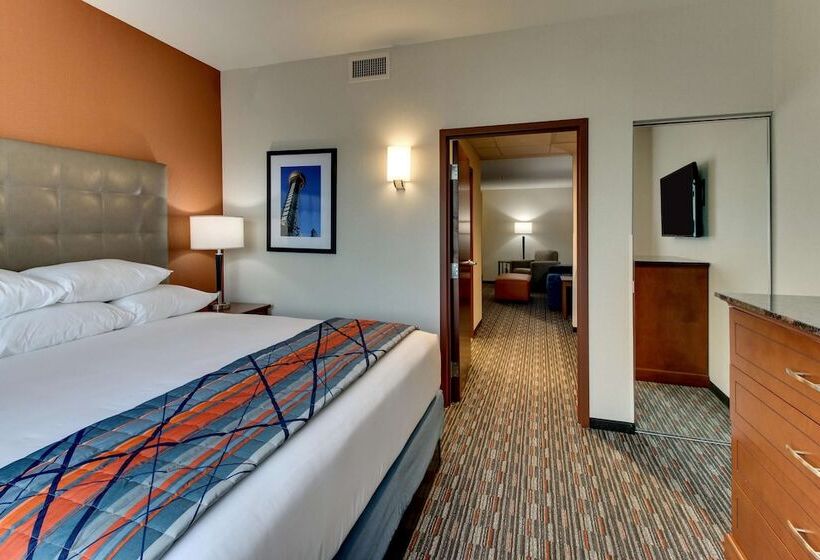 Люкс Адаптированный для Инвалидов, Drury Inn & Suites Knoxville West