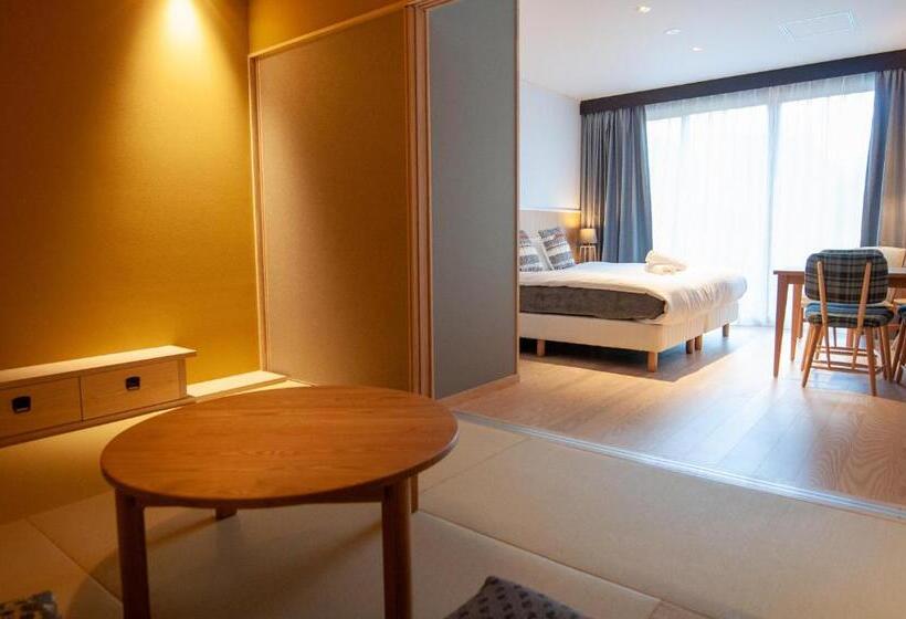 Студия Стандарт, Wadano Gateway Suites & Apartments
