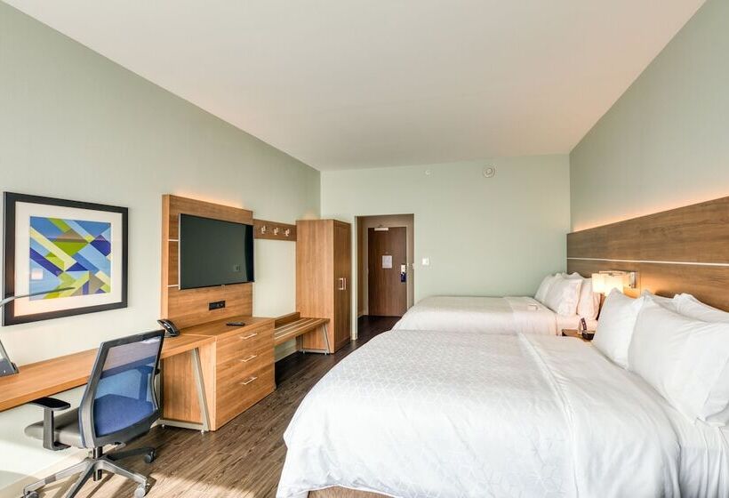 带2个双人床的标准工作室, Holiday Inn Express & Suites   Charlotte   South End, An Ihg