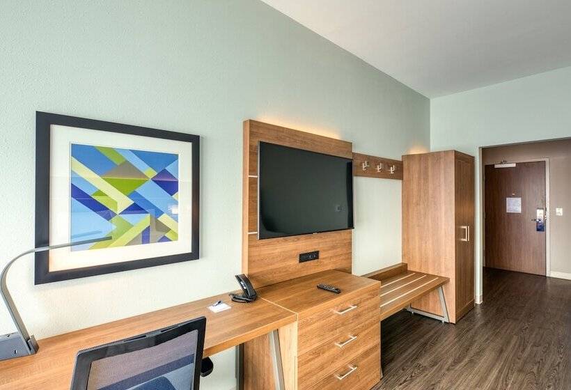 套房, Holiday Inn Express & Suites   Charlotte   South End, An Ihg