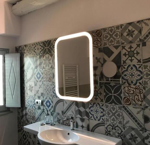 Номер Economy, Antica Villa Cuneo  Guest House   B&b E Non Un Hotel A Cuneo