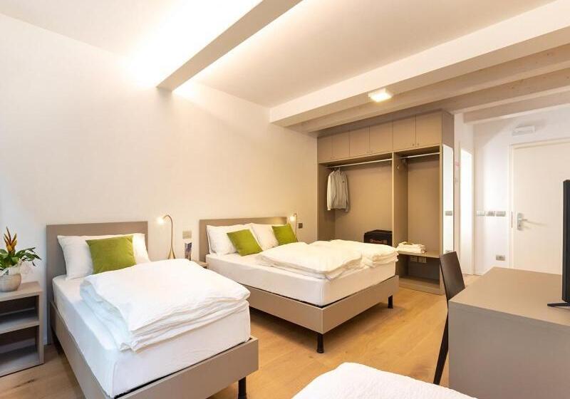 اتاق استاندارد چهار تخته, Locanda Le Due Travi