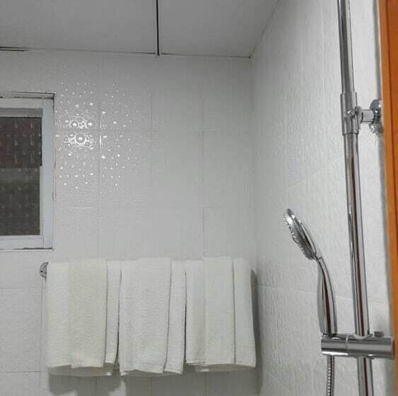 اتاق سوپریور, Golden Palace Hotel Hpa An