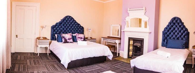 Quarto Familiar, Island Vibe Port Elizabeth   Hostel