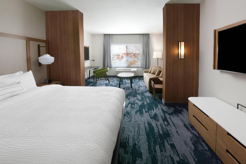 Люкс Кровать Кинг, Fairfield Inn & Suites By Marriott El Dorado