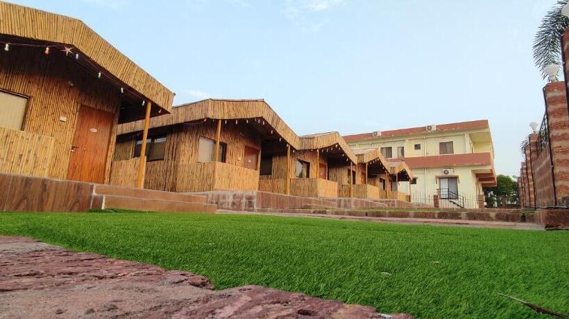 Шале Superior 1 Спальня, Mango Valley Resort Ganpatipule