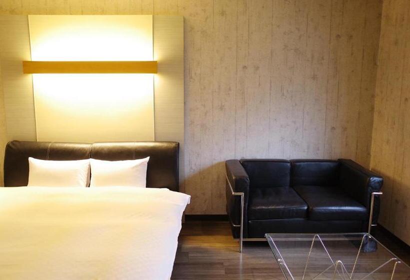 Номер Deluxe, Bar 39