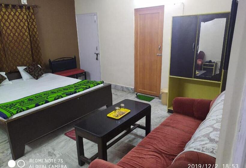 Номер Deluxe, M/s Hotel Diwan International