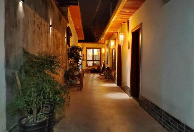 اتاق استاندارد یک نفره, Zhangjiajie Tingyutang Little Yard