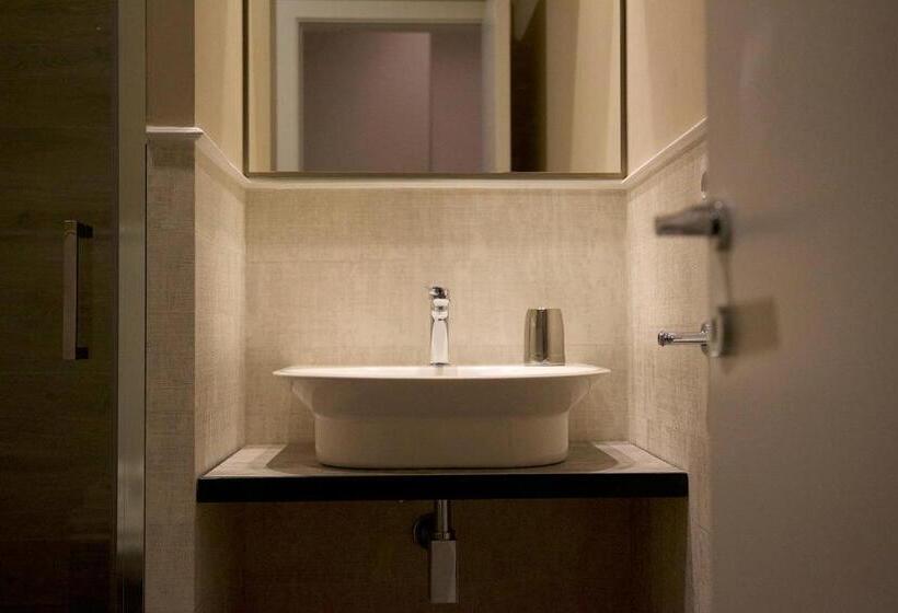 اتاق استاندارد, Mixage Living
