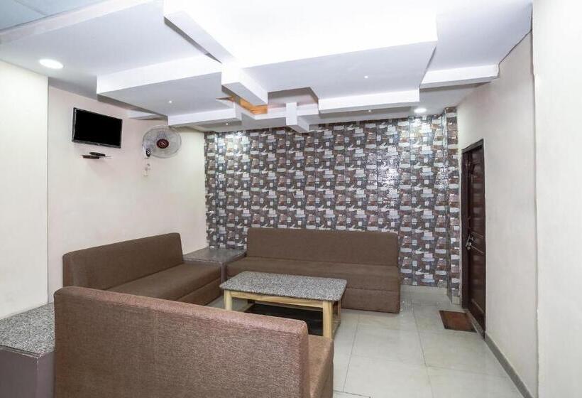 Трехместный Номер Классика, Oyo 14658 Shree Ambe Tara Guest House