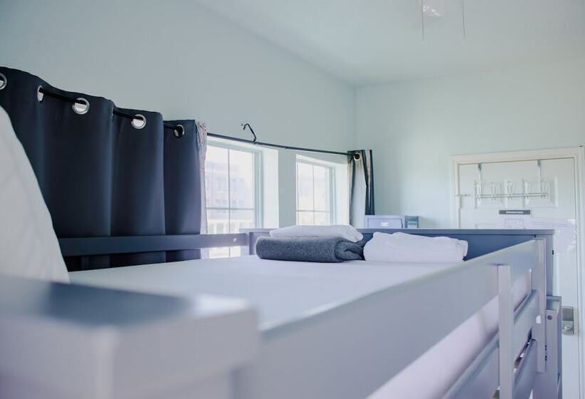تختخواب در اتاق مشترک, Wanderstay Houston Hostel