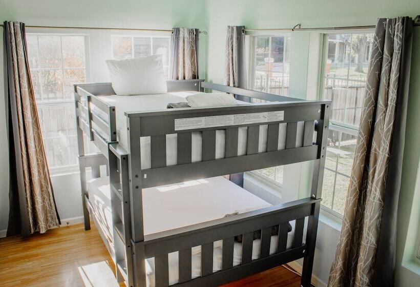 اتاق استاندارد, Wanderstay Houston Hostel