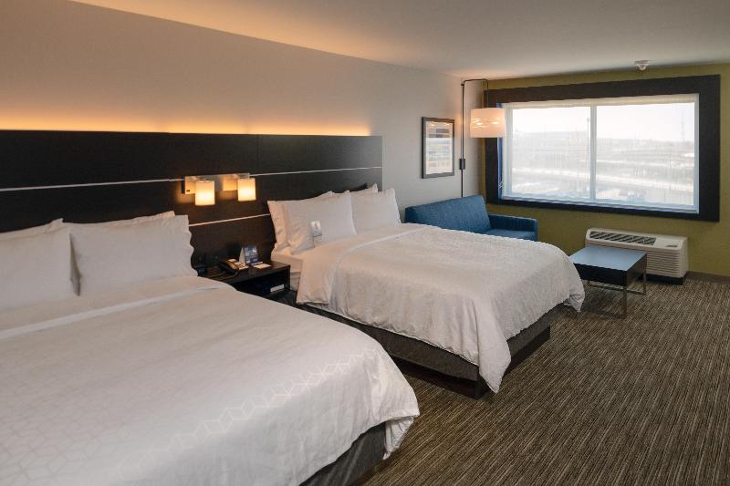 适合残疾人使用的标准间, Holiday Inn Express & Suites   Tulsa Downtown   Arts District, An Ihg