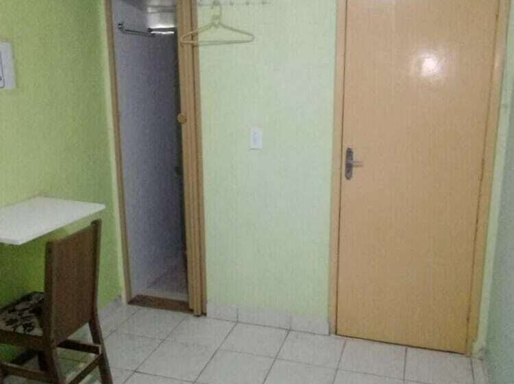 سوییت, Pousada Reis Guarujá