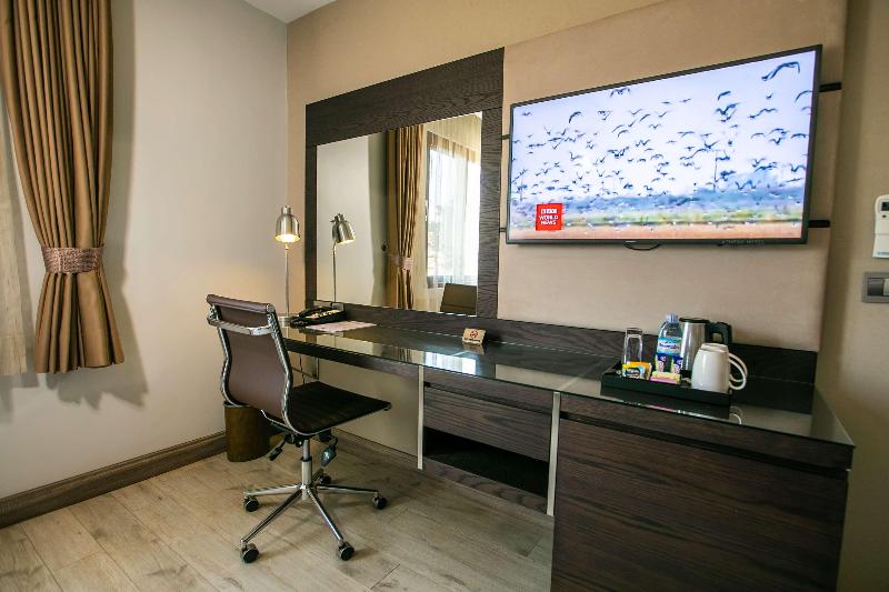 اتاق لوکس, Best Western Plus The Athena Hotel Kampala
