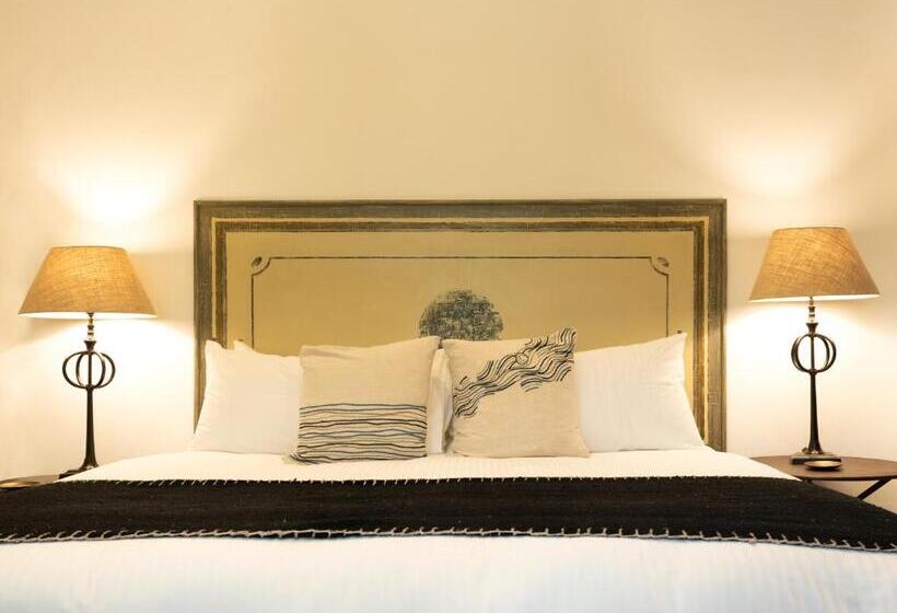 Люкс Повышенной Комфортности, Orchid House Polanco