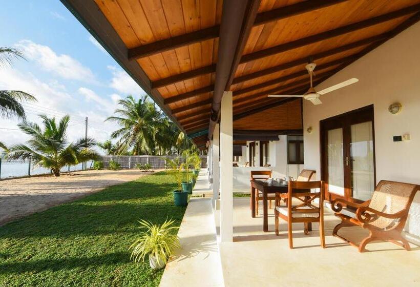 اتاق استاندارد, The Araliya Retreat