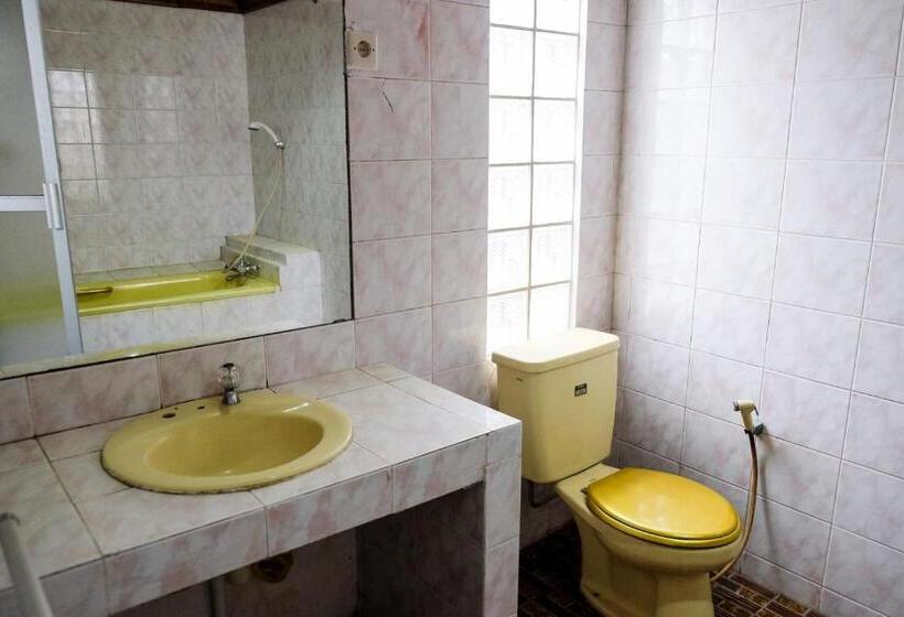 Номер Стандарт, Reddoorz Plus Near Jalan Baru Bogor
