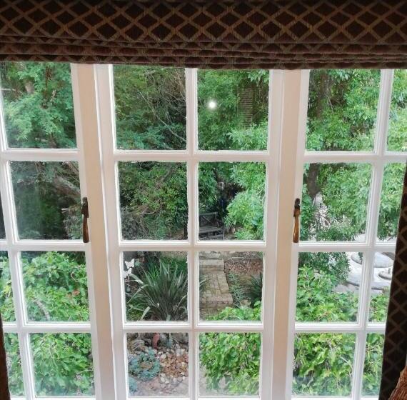 Номер Стандарт Вид на Сад, Leeuwenhof Guesthouse