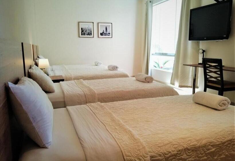 غرفة قياسية رباعية, Villa Oasis