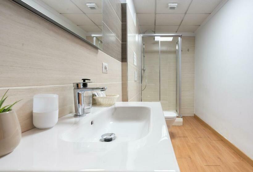 سوییت لوکس, Suites Rooms Valencia