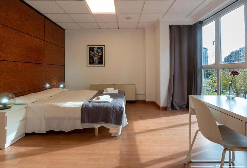 اتاق استاندارد با سرویس بهداشتی مشترک, Suites Rooms Valencia