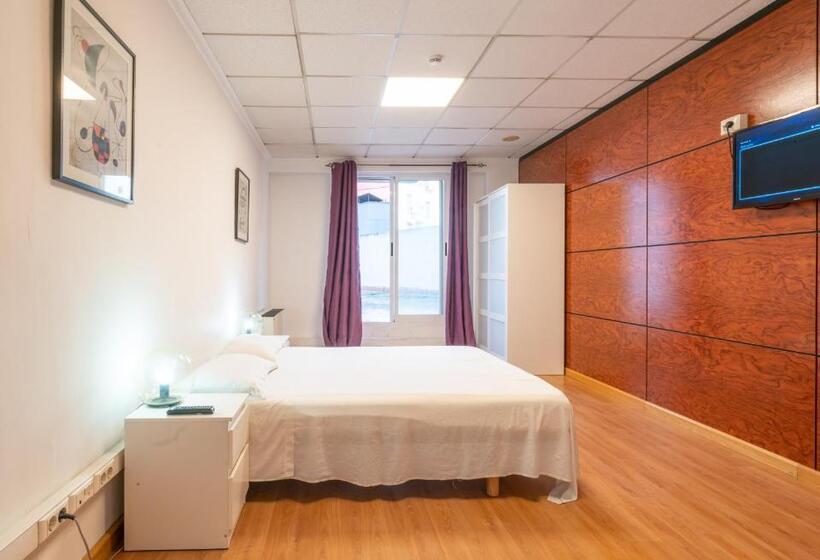 Standard room with outdoor bath, Suites Rooms Valencia