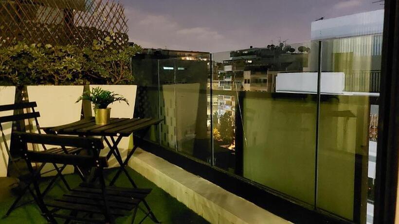 带1个卧室的顶楼公寓, Suite Loc Luxury Apart