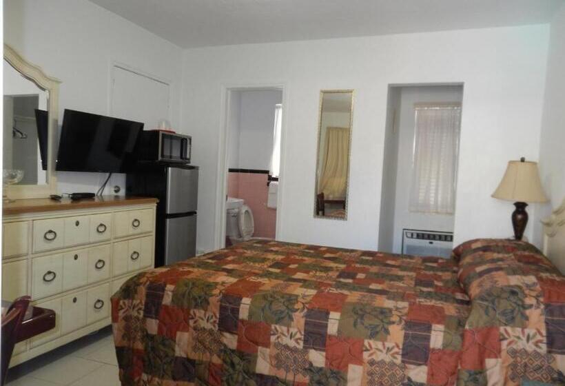 Номер Стандарт, Shell Motel Hollywood