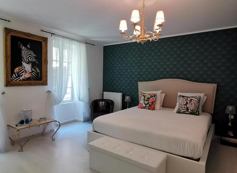 Номер Стандарт Вид на Город, La Maison Blanche