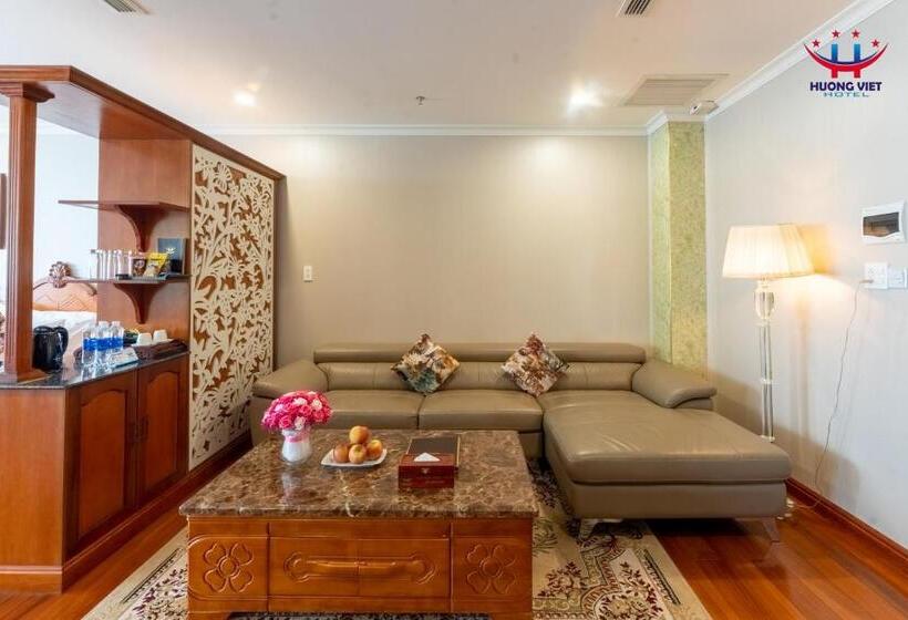 سوئیت با چشم‌انداز, Huong Viet Hotel Quy Nhon   Beachfront