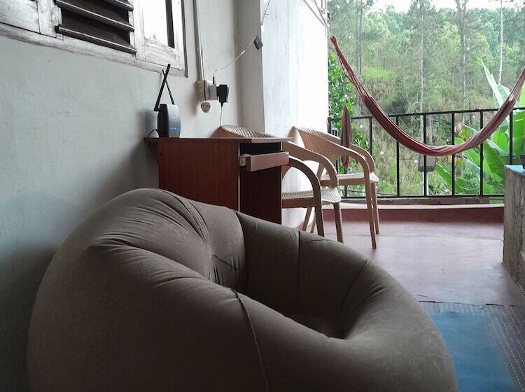 Quarto Comfort, Silver Dome Guest House