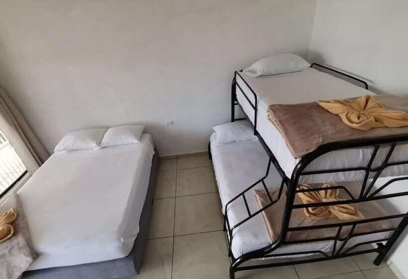 اتاق خانوادگی, Hostel Cattleya   Monteverde, Costa Rica