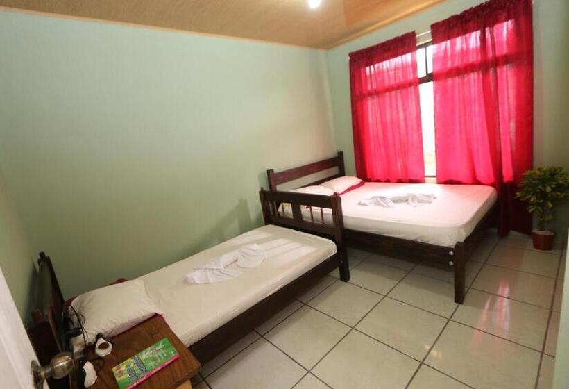 تختخواب در اتاق مشترک, Hostel Cattleya   Monteverde, Costa Rica