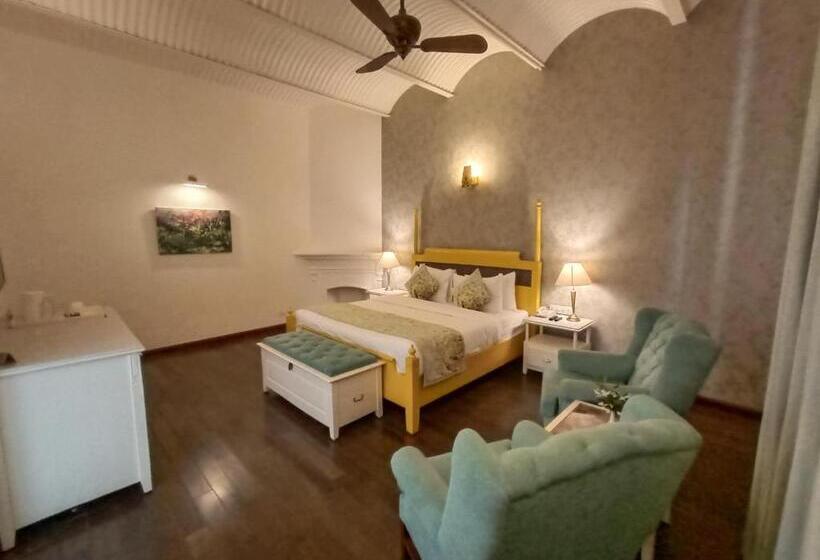 اتاق استاندارد با چشم‌انداز باغ, Pine Retreat Mallroad